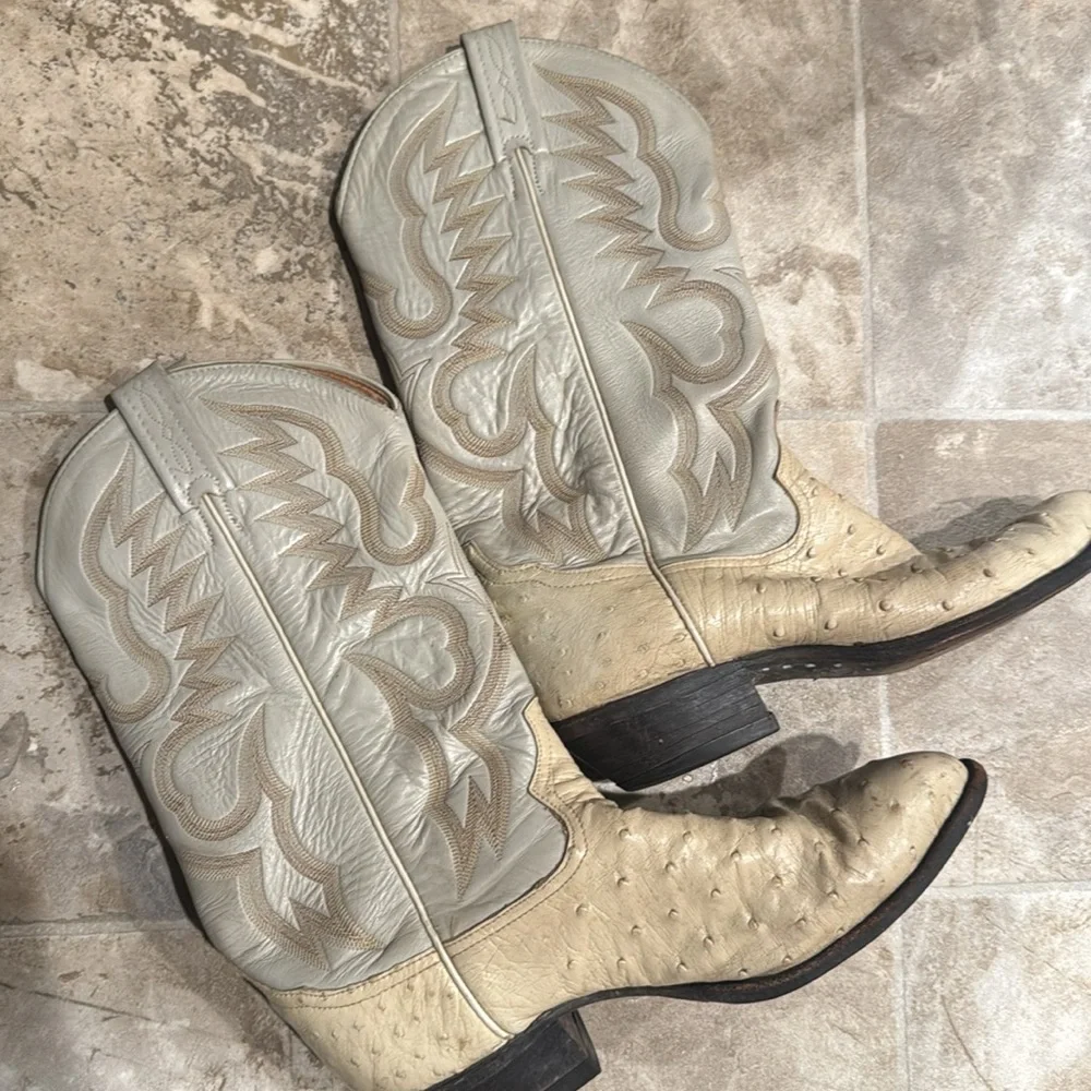 Tony Lama Ostrich Size 8 Off White/Beige Boots